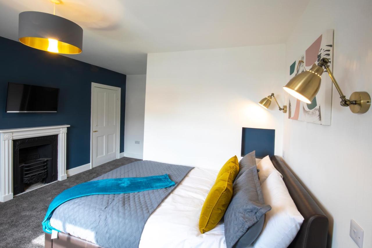 Bricksage Rooms, South Gate Hotel *